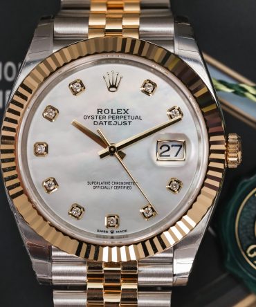 Alternative view of Rolex Datejust 126333-0018 - 41mm - MOP Dial With Diamonds , Jubilee Demi Yellow Gold 18K