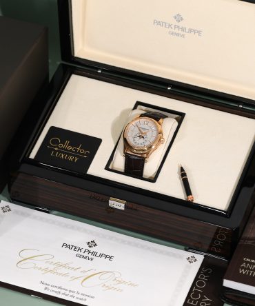 Alternative view of PATEK PHILIPPE Complications - 5205R-001 Annual Calendar, Moonphase - White Dial - 40mm -  Rose Gold 18K