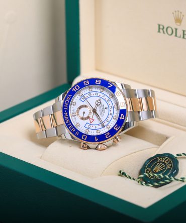 Alternative view of Rolex Yacht Master II - 116681-0002 - White Dial - Oyster Demi Everose Gold 18K - 44mm