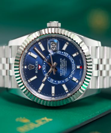Alternative view of Role Sky-Dweller 326934-0004 - 42mm - Blue Dial - Jubilee White Gold 18K