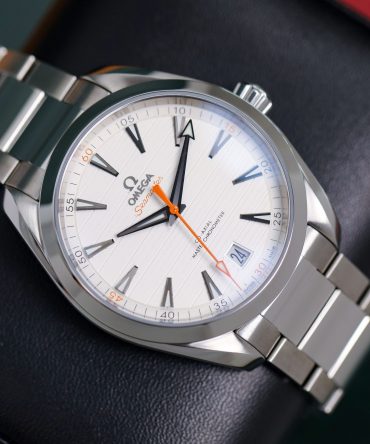 Alternative view of OMEGA SEAMASTER AQUATERRA 150m 8900 – 220.10.41.21.02.001, White DIAL, 41MM, STAINLESS STEEL