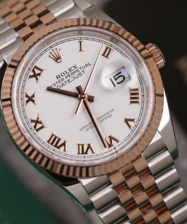 Alternative view of Rolex Datejust 126231-0015 - White Ceramic Dial, 36mm, jubilee, Everose Gold 18K