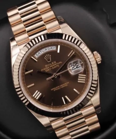 Alternative view of Rolex Day Date 228235-0002, 40mm, Chocolate Dial- President Everose Gold 18K