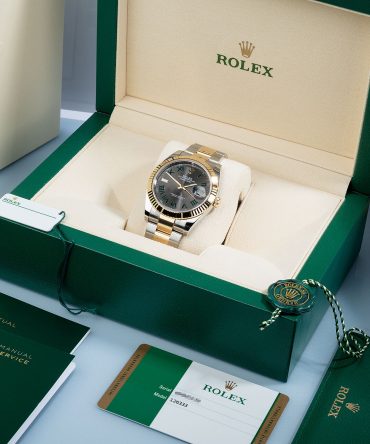 Alternative view of Rolex Datejust 126333-0019 - 41mm - Wimbledon Dial, Oyster Demi Yellow Gold 18K