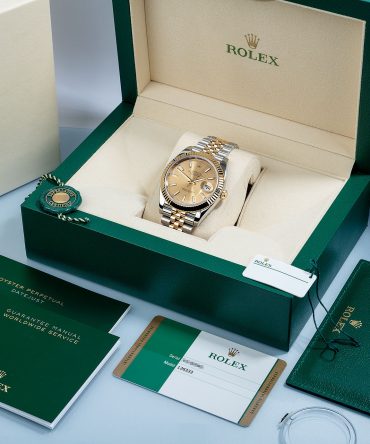 Alternative view of Rolex Datejust 126333-0010 - 41mm - Gold Dial , Jubilee Demi Yellow Gold 18K