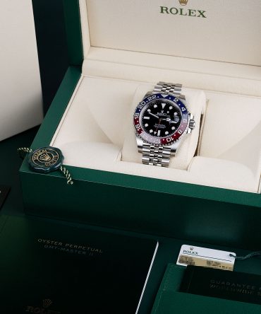 Alternative view of Rolex Cosmopolitan GMT Master II 126710BLRO-0001 "Pepsi" - 40mm - Jubilee stainless steel
