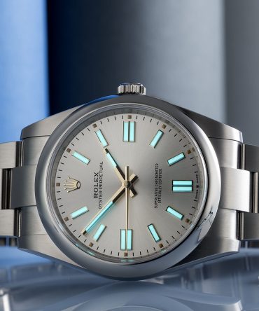 Alternative view of Rolex Oyster Perpetual 124300-0001 - 41mm - Silver Dial - Oyster Stainless Steel