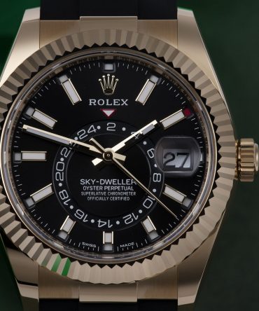 Alternative view of Role Sky-Dweller 326238-0009 - 42mm - Blue Dial - Oysterflex - Oyster Yellow Gold 18K