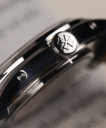 Alternative view of Vacheron Constantin FIFTYSIX COMPLETE CALENDAR 4000E/000A-B439 - 40MM - STEEL - Grey Dial