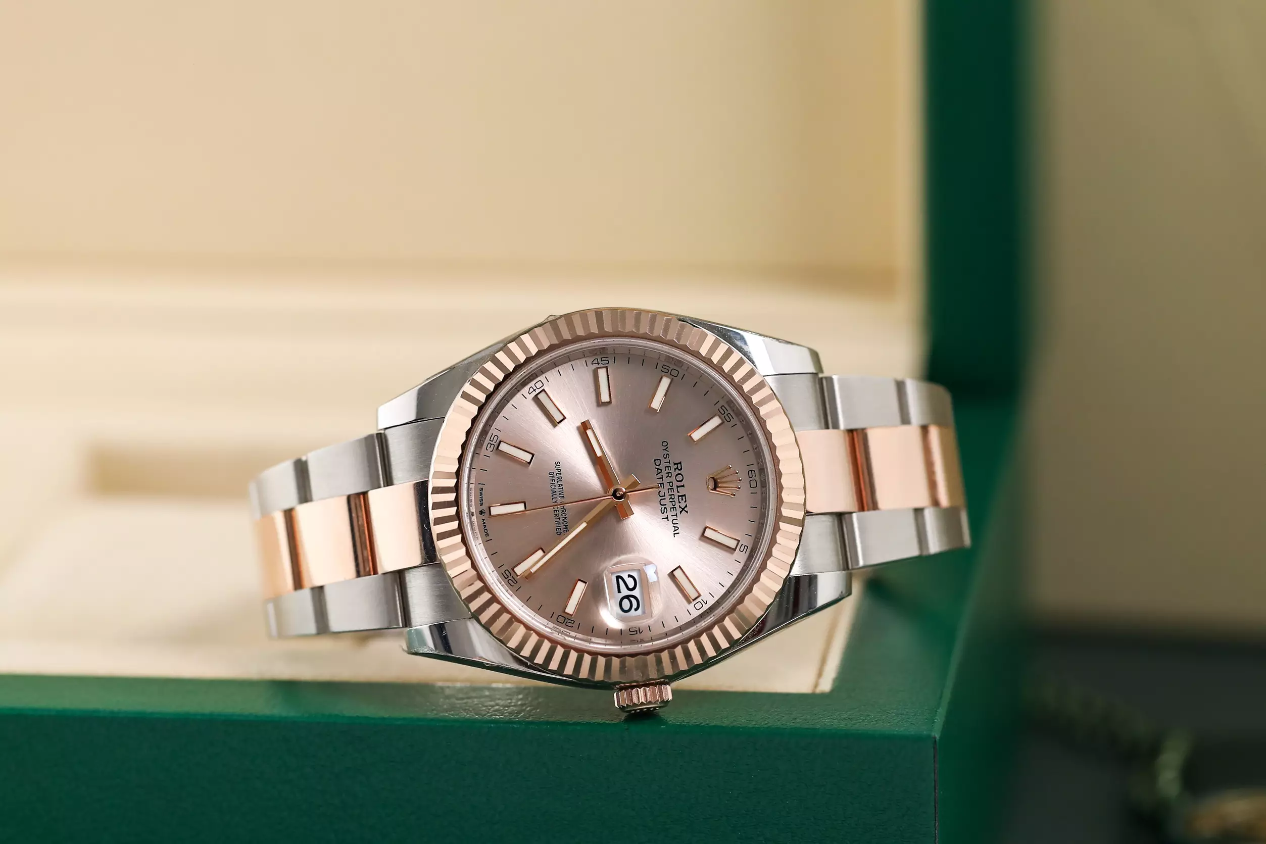 Rolex Datejust 126331-0009 - 41mm - Sundust Dial, Oyster Demi Everose Gold 18K - Ảnh 4