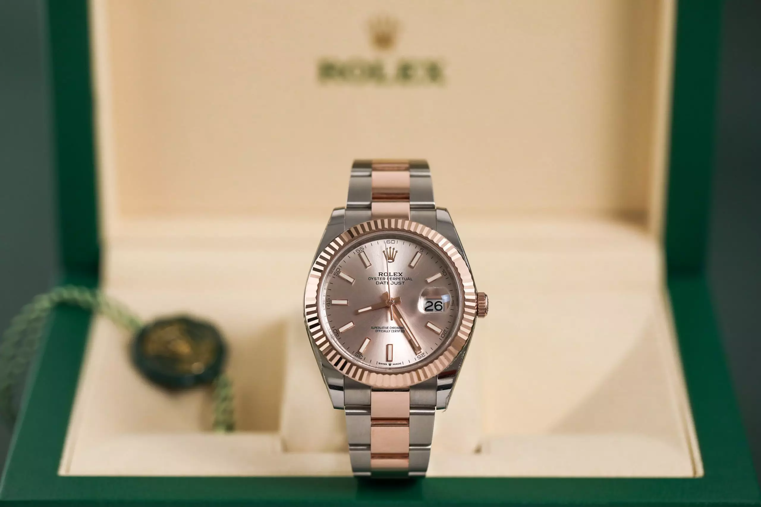 Rolex Datejust 126331-0009 - 41mm - Sundust Dial, Oyster Demi Everose Gold 18K - Ảnh 2
