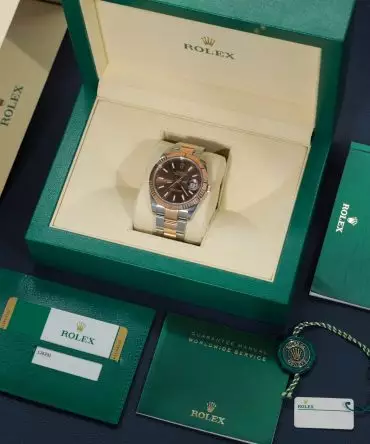 Alternative view of Rolex Datejust 126331-0001 - 41mm Chocolate Dial, Oyster Demi Everose Gold 18K