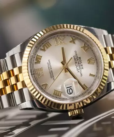 Alternative view of Rolex Datejust 126233-0031 - Grey Dial, Yellow Gold 18K, Diamonds