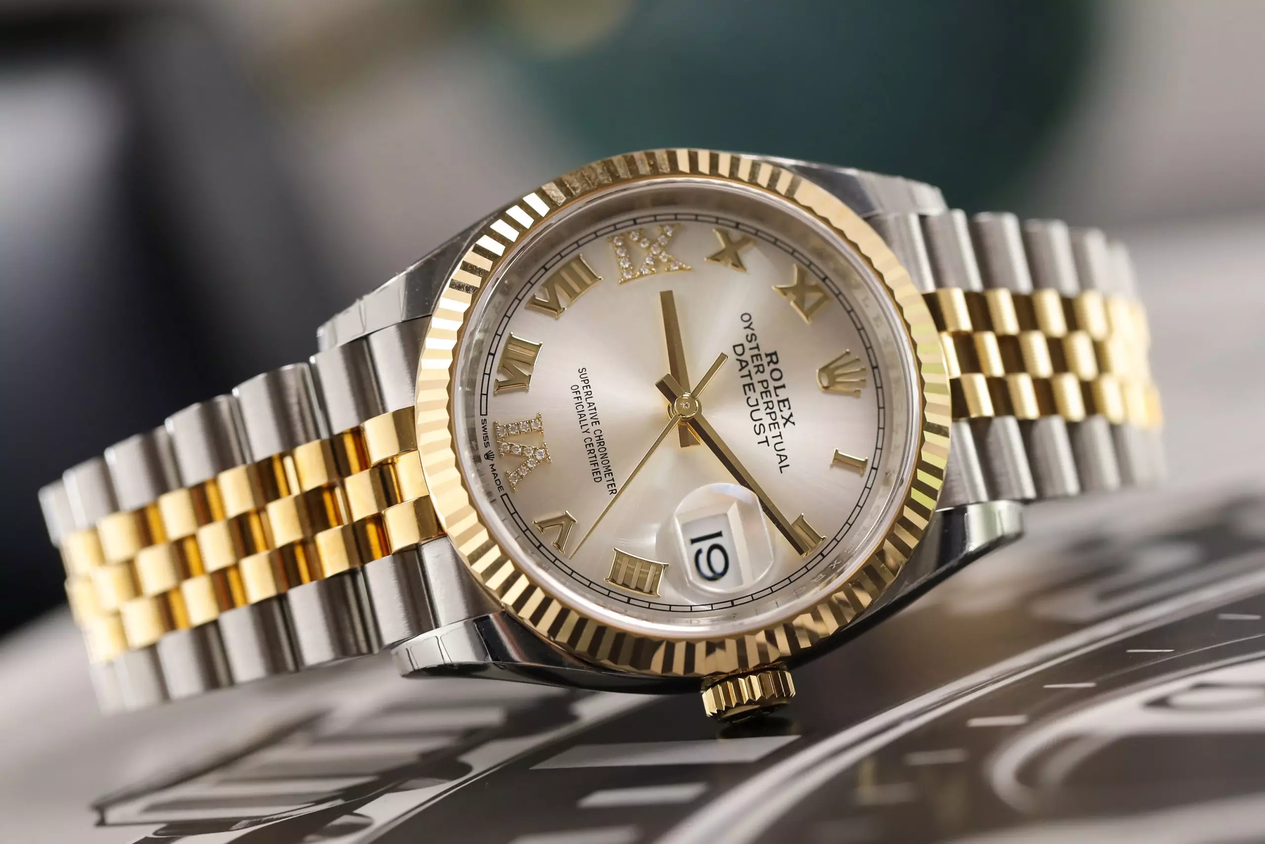 Rolex Datejust 126233-0031 - Grey Dial, Yellow Gold 18K, Diamonds - Ảnh 2