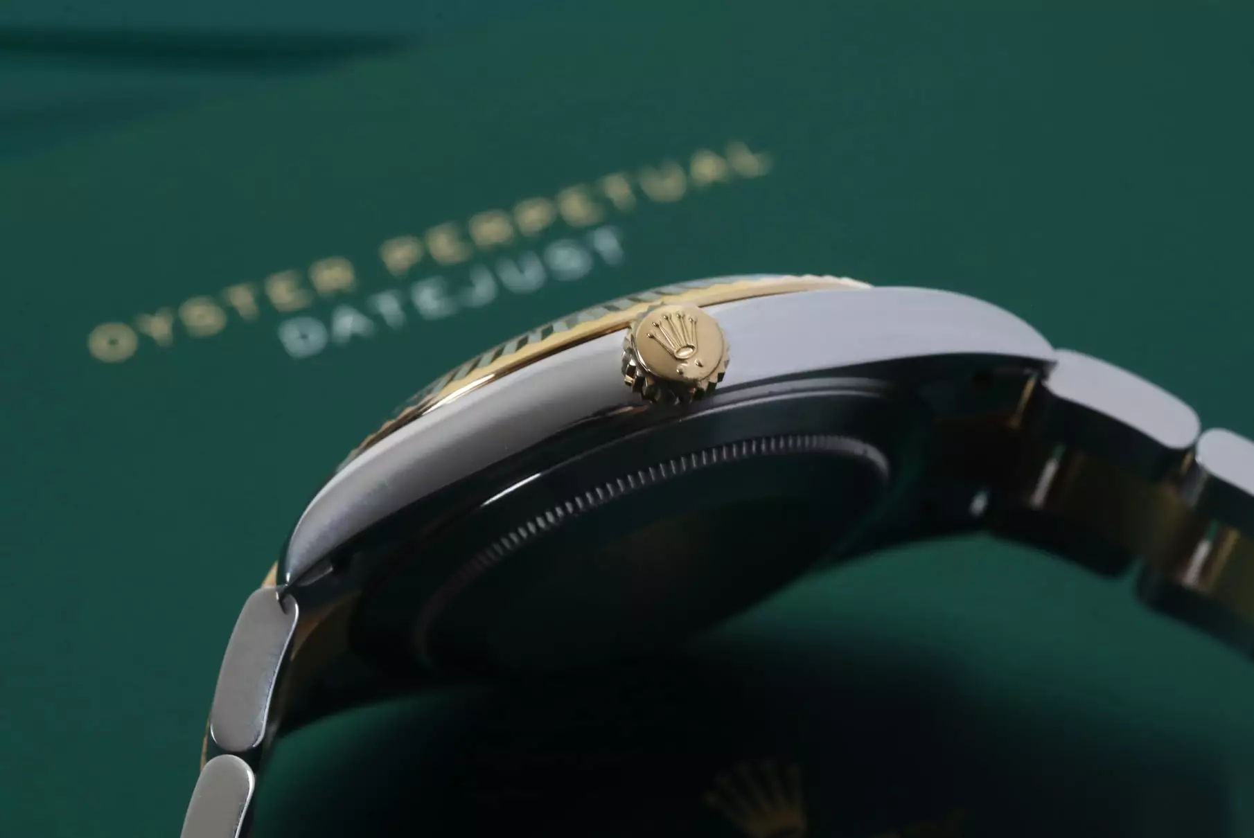 Rolex Datejust 126333-0011 - 41mm - Gold Dial With Diamonds , Oyster Demi Yellow Gold 18K - Ảnh 5