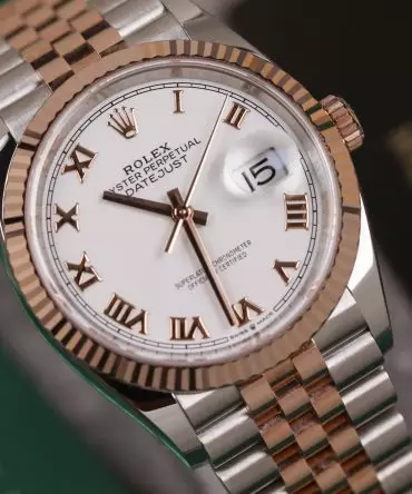 Alternative view of Rolex Datejust 126231-0015 - White Ceramic Dial, 36mm, jubilee, Everose Gold 18K