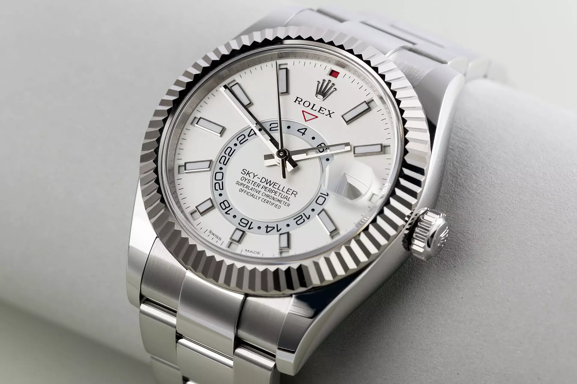 Rolex Sky-Dweller 326934-0001 - 42mm - White Dial - Oyster White Gold 18K - Ảnh 2