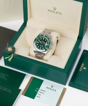Alternative view of Rolex Submariner Date 116610LV "Hulk" , 40mm, Green Dial, Oyster Oyster Stainless Steel