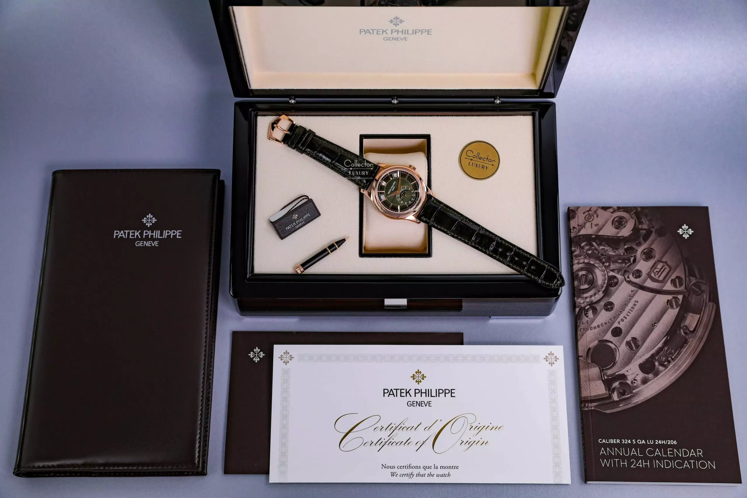 PATEK PHILIPPE Complications - 5205R-011 Annual Calendar, Moonphase - Green Dial - 40mm -  Rose Gold 18K - Ảnh 2