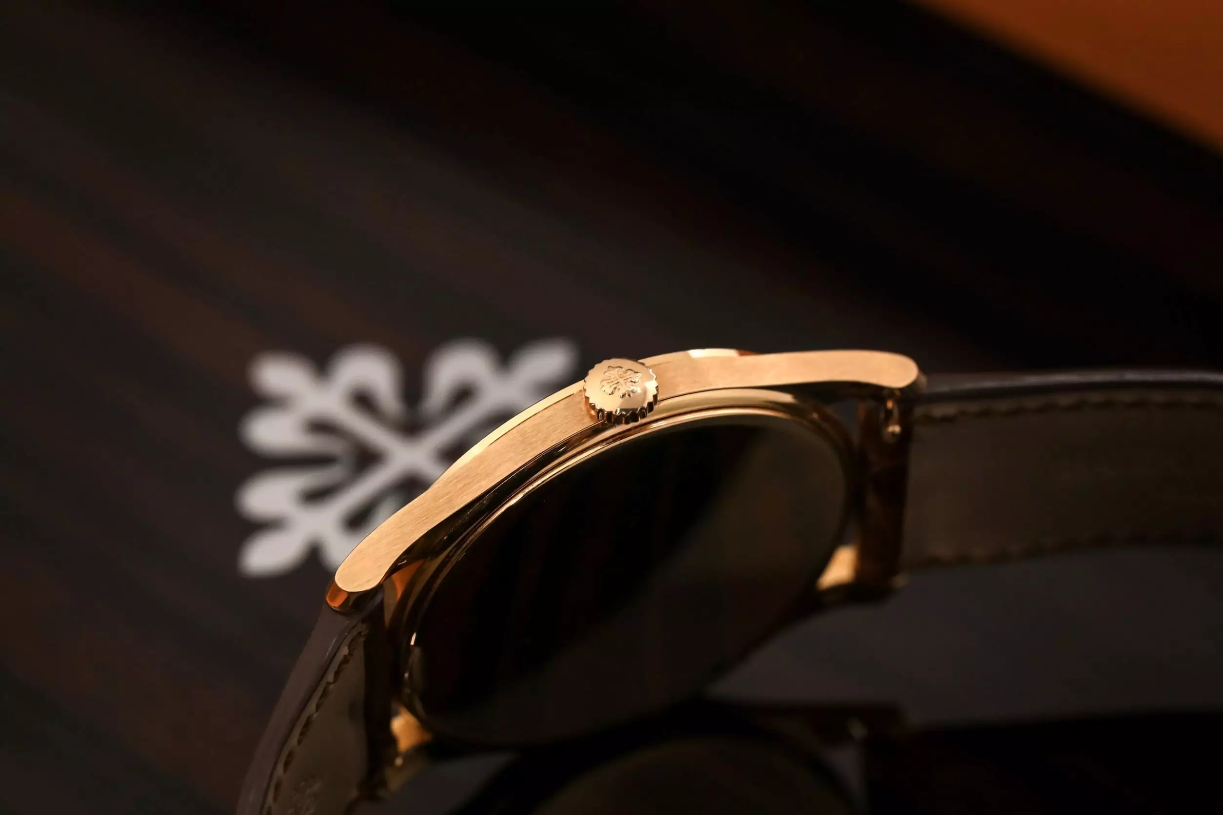 Patek Philippe Calatrava 5196R-001 - Rose Gold 18K - 37mm - Ảnh 7