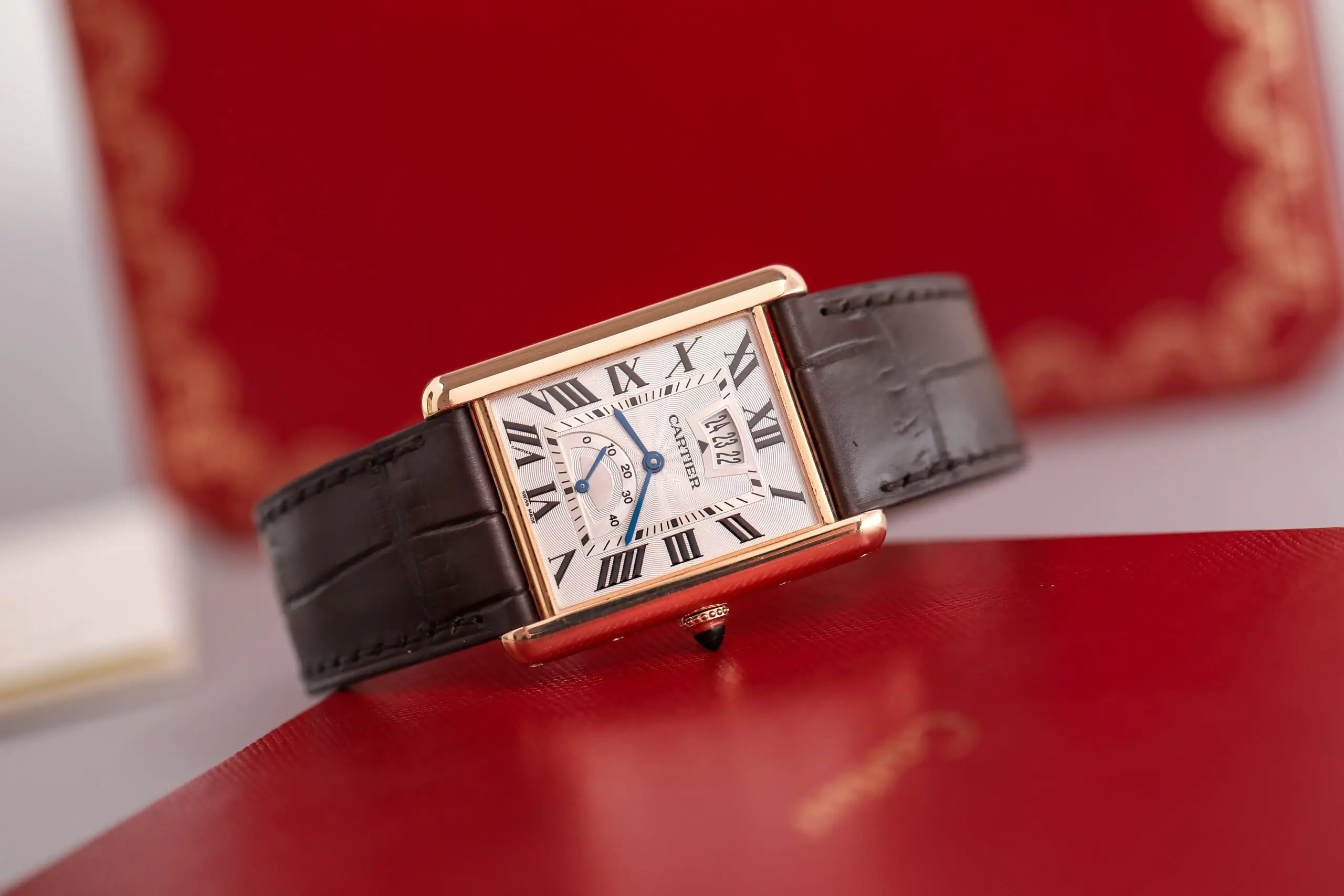 Cartier Tank Louis BIG DATE LC XL W1560003 OR 3185 - Silver dial - rose gold 18k - Ảnh 6