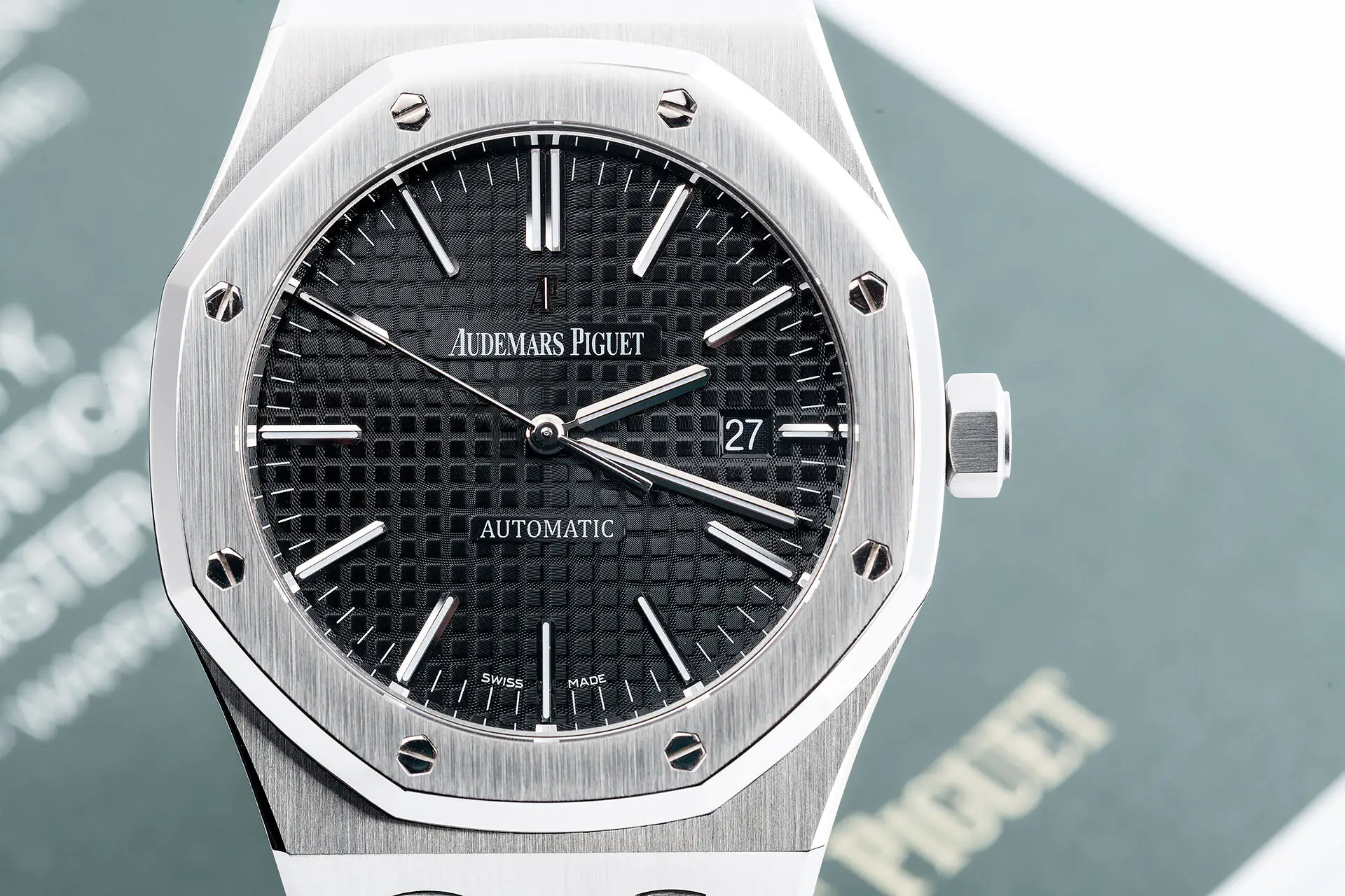 Audemars Piguet Royal Oak 15400ST.OO.1220ST.01 - Black Dial - 41mm - Ảnh 2