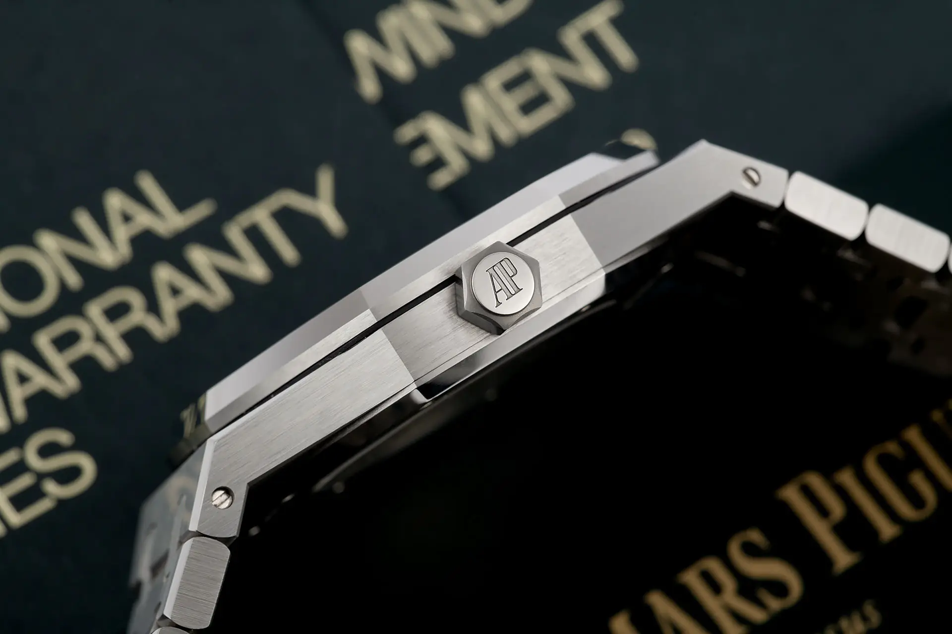 Audemars Piguet Royal Oak 15400ST.OO.1220ST.01 - Black Dial - 41mm - Ảnh 5