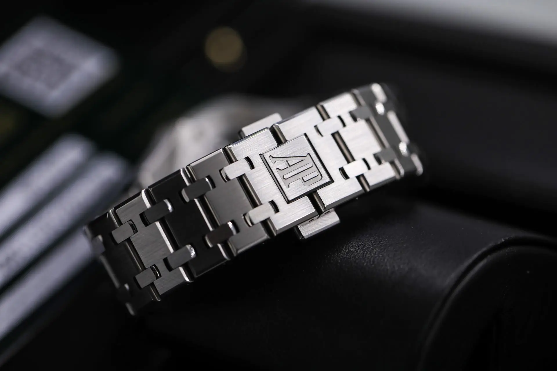 Audemars Piguet Royal Oak 15450ST.OO.1256ST.01 - White Dial - 37mm - Ảnh 7
