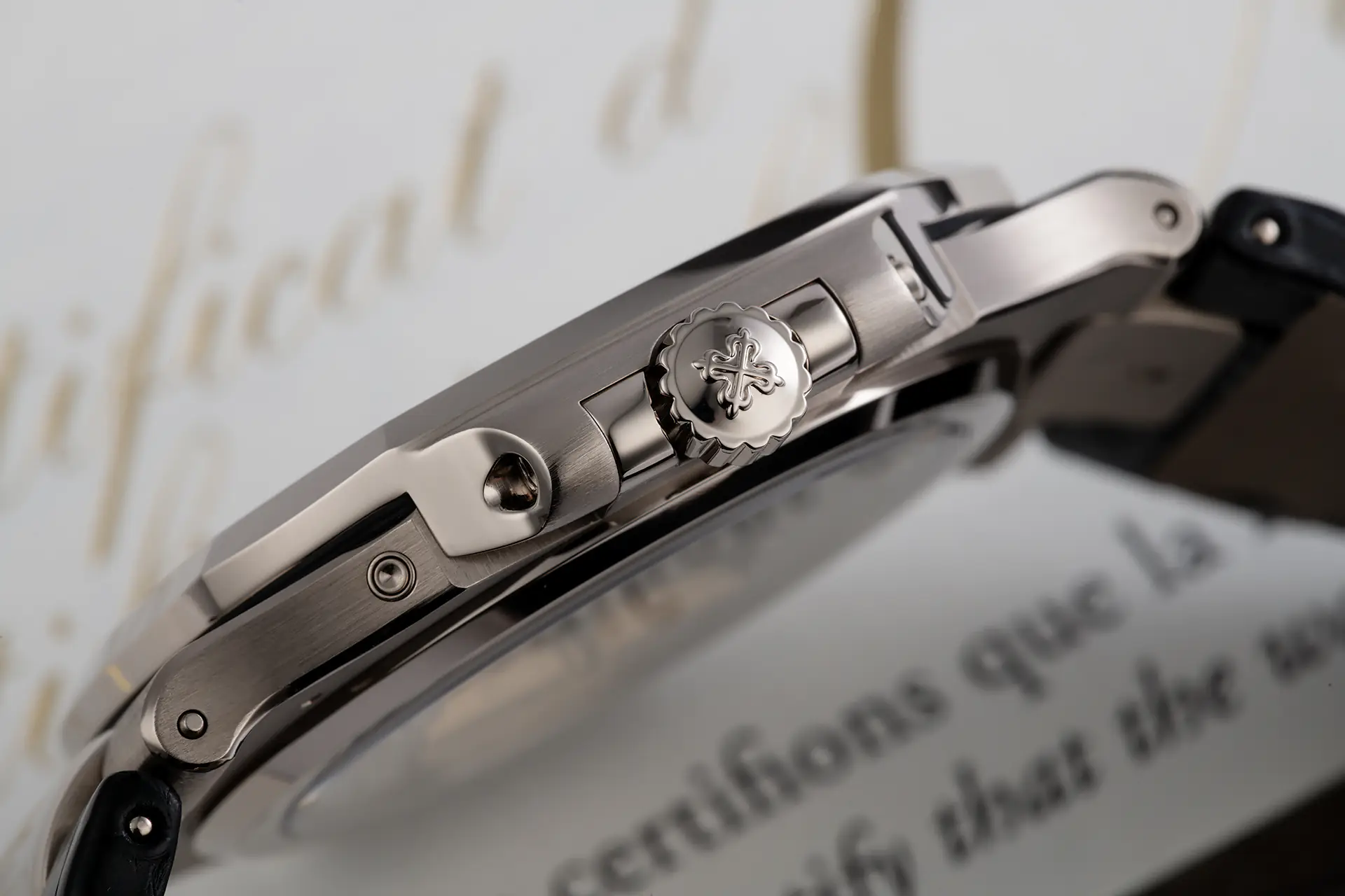PATEK PHILIPPE NAUTILUS 5712G-001 WHITE GOLD GREY DIAL - - Ảnh 4