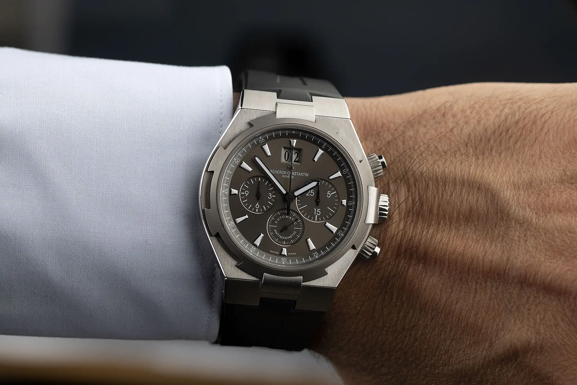 Vacheron Constantin Overseas Chronoghraph 49150/000W-9501 - 42mm - Steel - Grey Dial - Ảnh 9