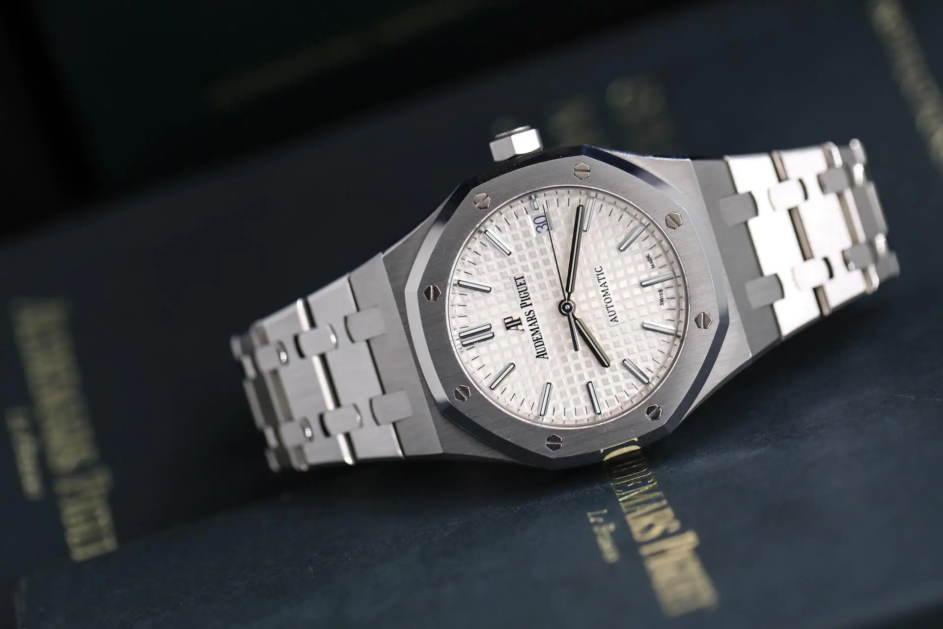 Audemars Piguet Royal Oak 15450ST.OO.1256ST.01 - White Dial - 37mm - Ảnh 4