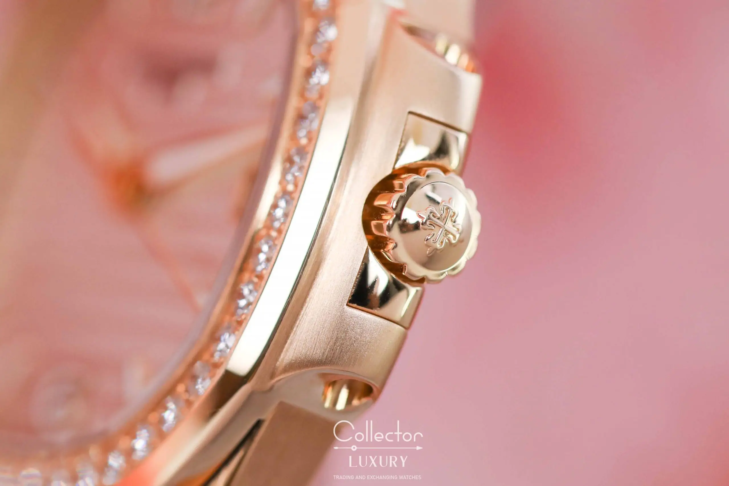 PATEK PHILIPPE NAUTILUS 7010/1R-011 - White Dial - 32mm - Rose Gold 18k - Ảnh 5