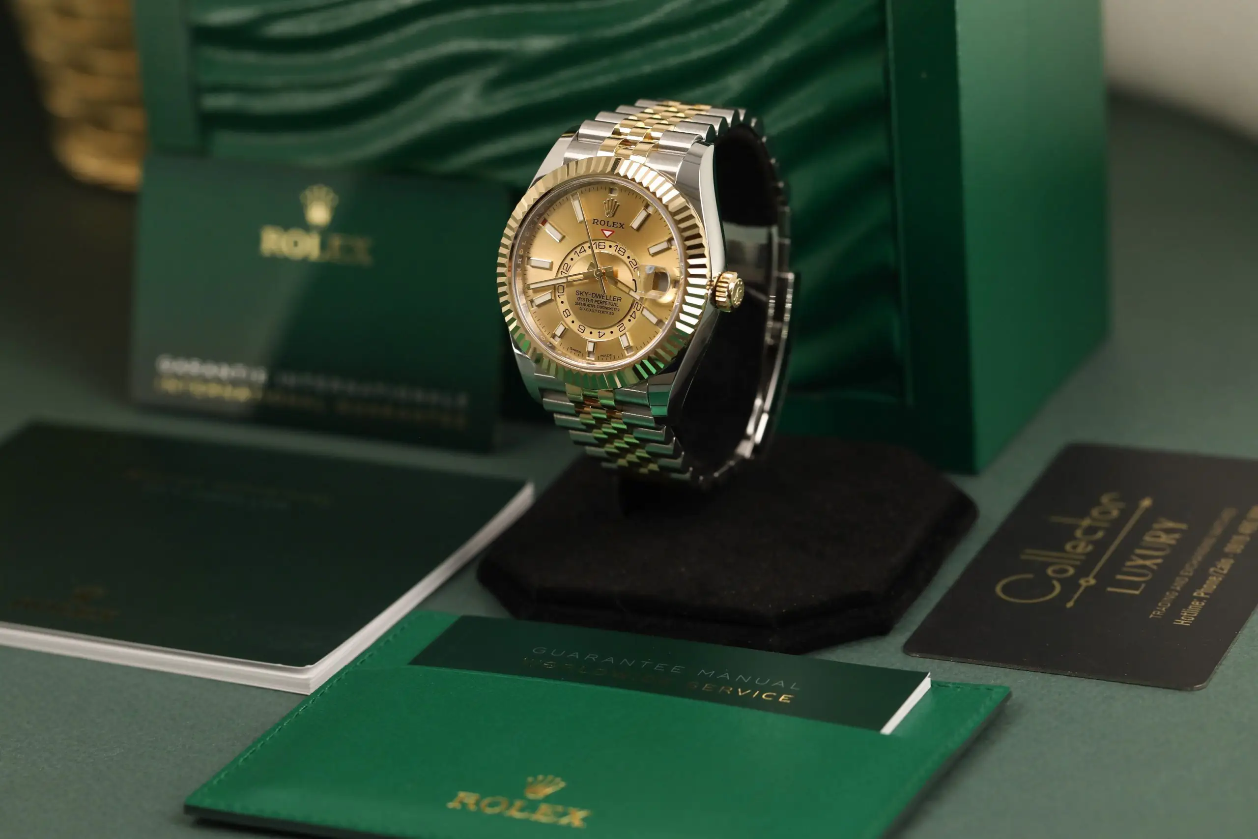 ROLEX SKY-DWELLER 326933-0004-42MM- YELLOW DIAL - JUBILEE - YELLOW GOLD GOLD 18K - Ảnh 2